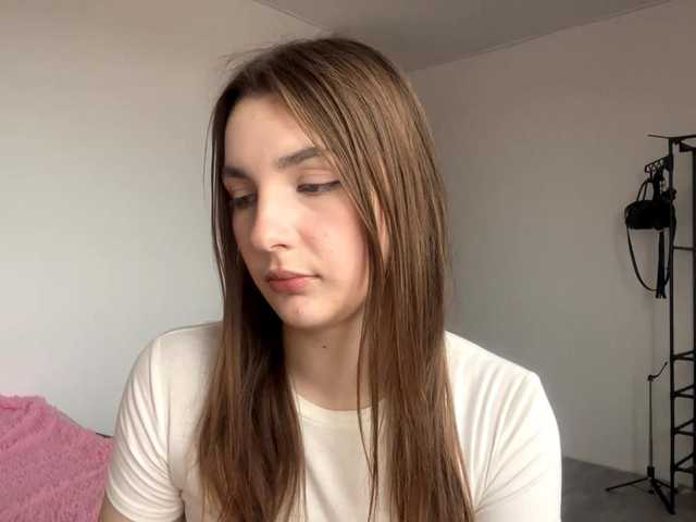 EveliaShimaoka live cam on BongaCams