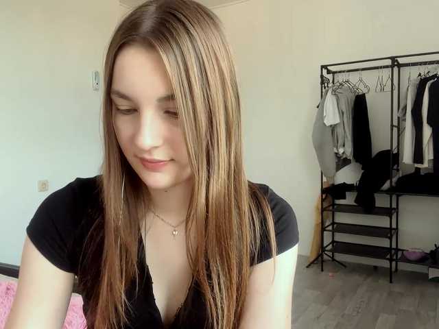 EveliaShimaoka live cam on BongaCams