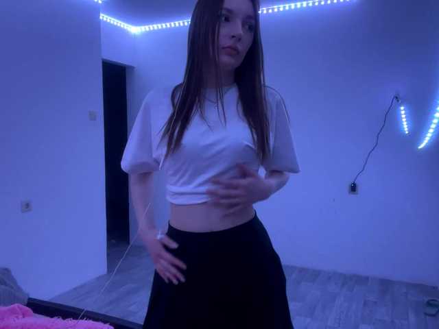EveliaShimaoka live cam on BongaCams