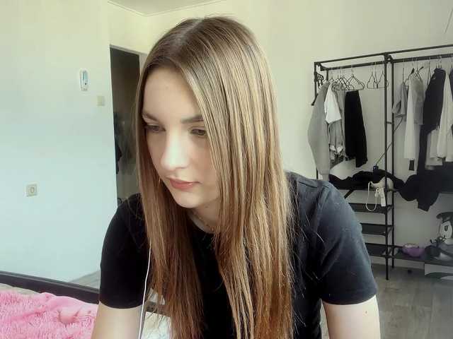 EveliaShimaoka live cam on BongaCams