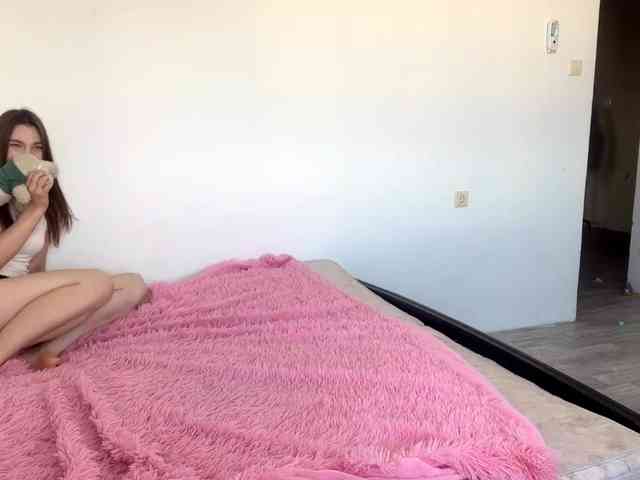 EveliaShimaoka webcam