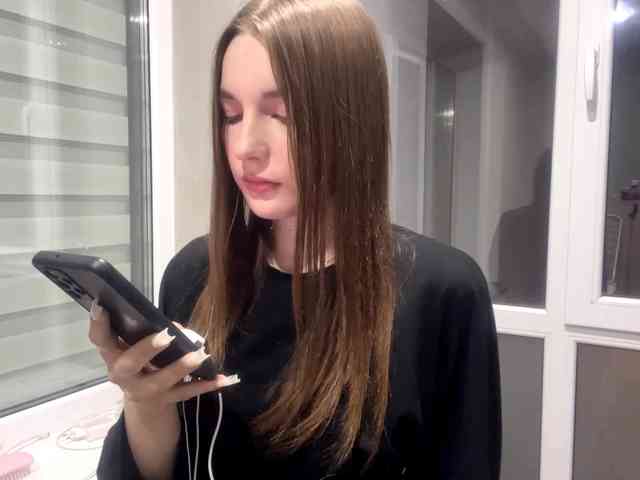 EveliaShimaoka webcam