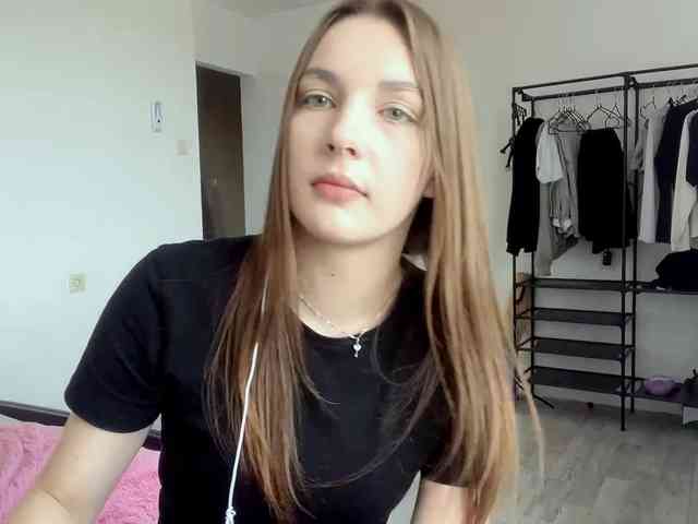 EveliaShimaoka webcam