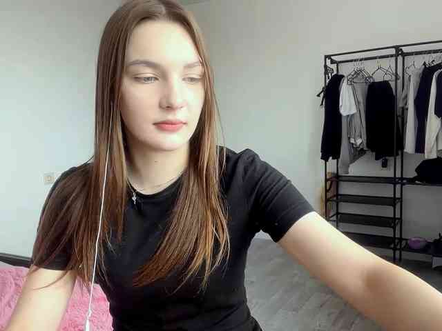 EveliaShimaoka webcam