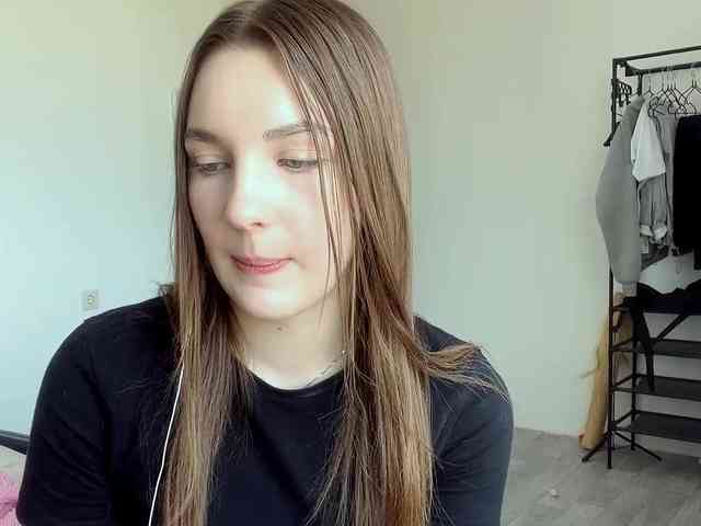 EveliaShimaoka webcam