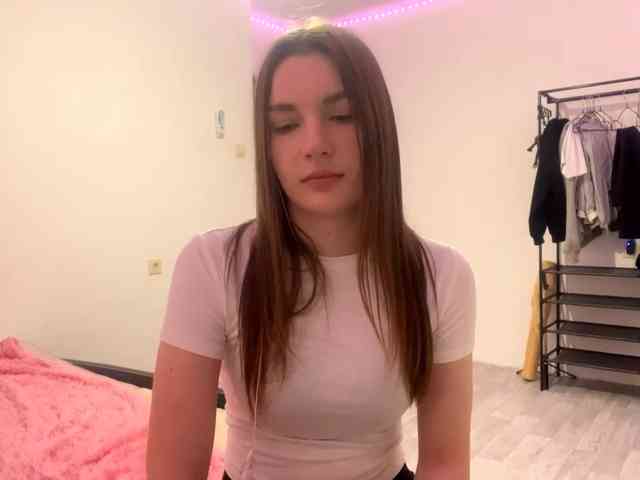 EveliaShimaoka webcam