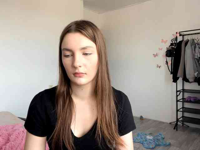 EveliaShimaoka webcam