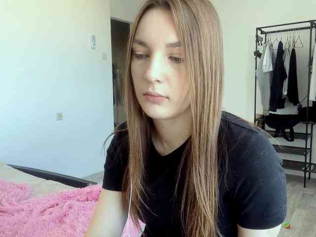 EveliaShimaoka webcam