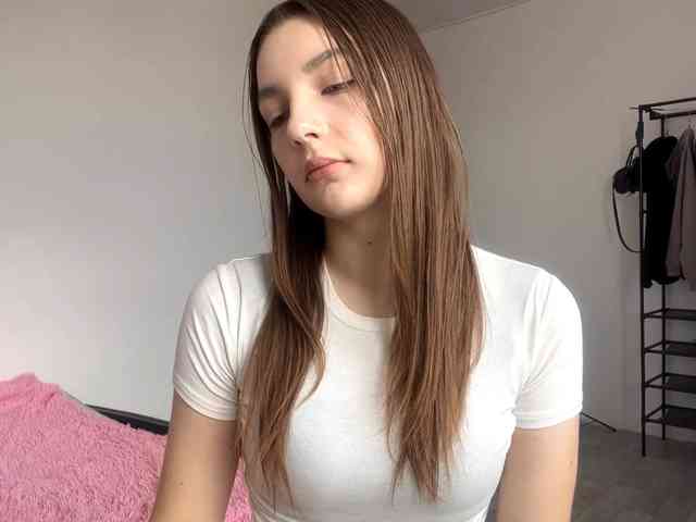 EveliaShimaoka webcam