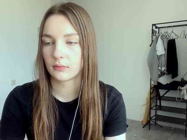 EveliaShimaoka webcam