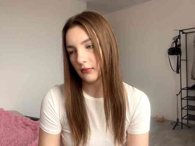 EveliaShimaoka webcam