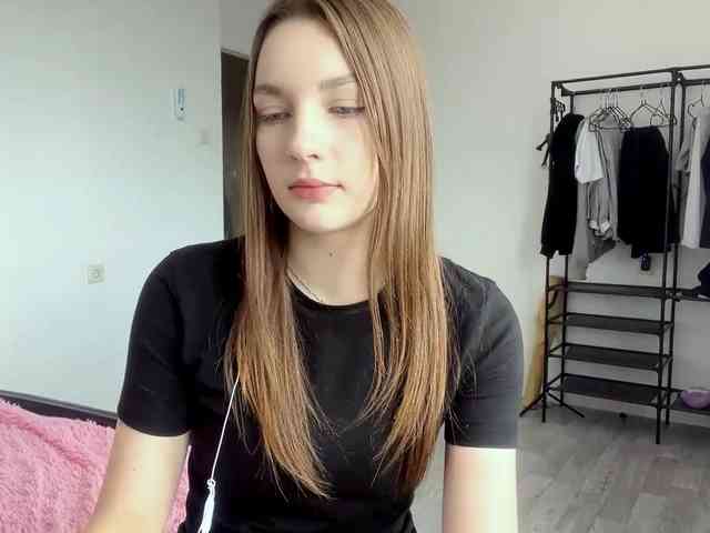 EveliaShimaoka webcam