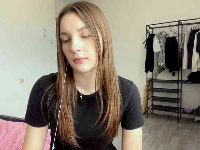 EveliaShimaoka webcam