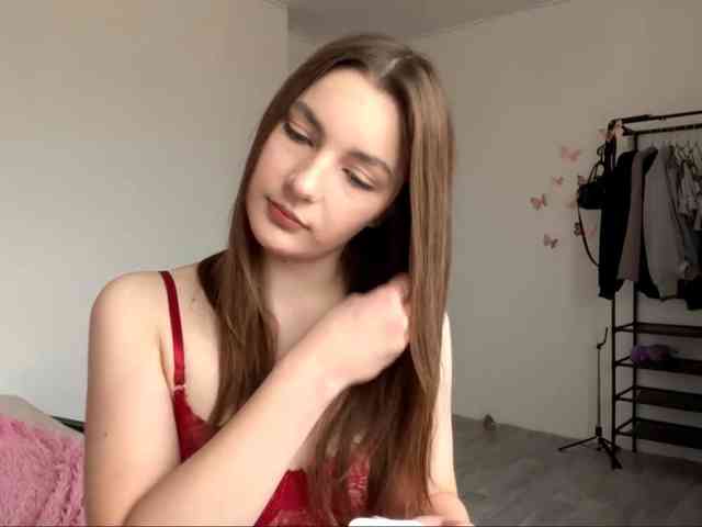EveliaShimaoka webcam
