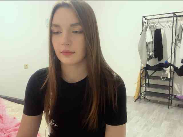EveliaShimaoka webcam