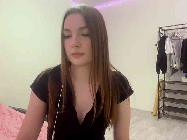 EveliaShimaoka webcam