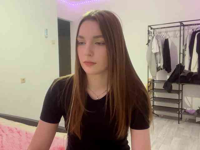 EveliaShimaoka webcam