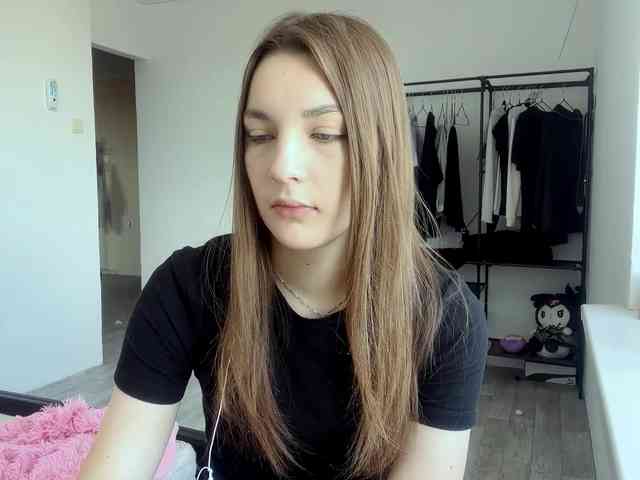 EveliaShimaoka webcam