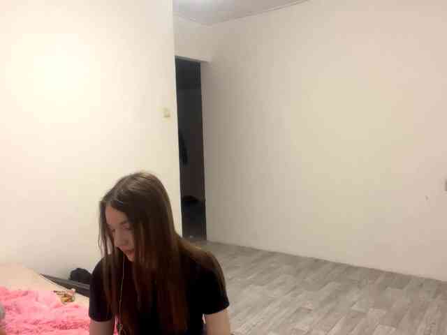 EveliaShimaoka webcam