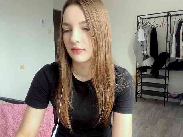 EveliaShimaoka webcam
