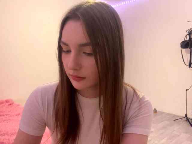 EveliaShimaoka webcam