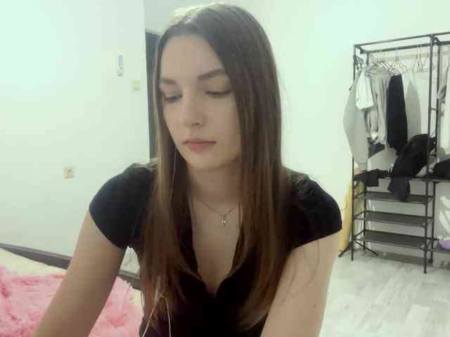 EveliaShimaoka webcam