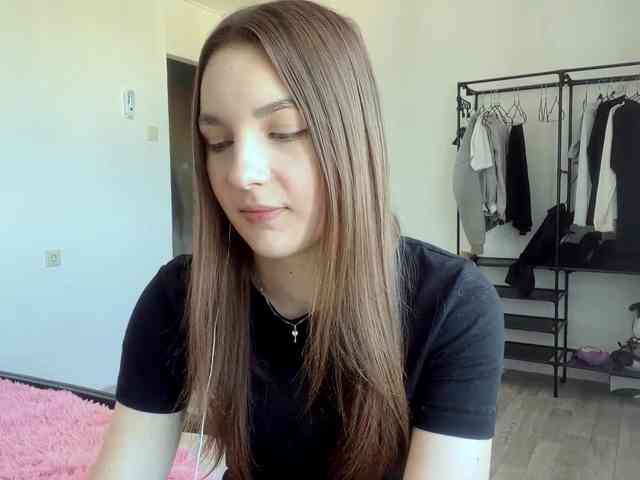 EveliaShimaoka webcam
