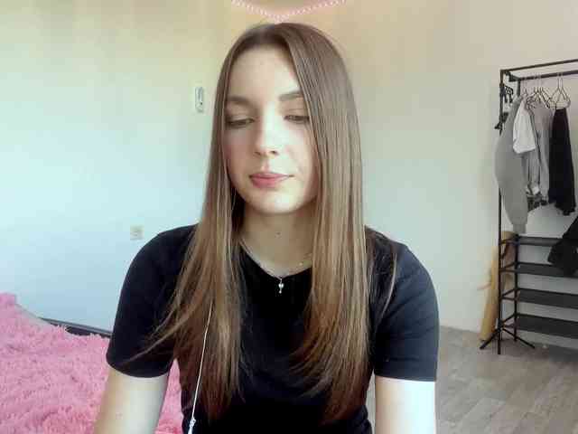 EveliaShimaoka webcam