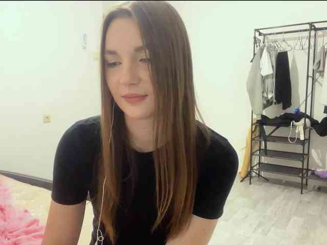 EveliaShimaoka webcam