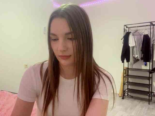EveliaShimaoka webcam
