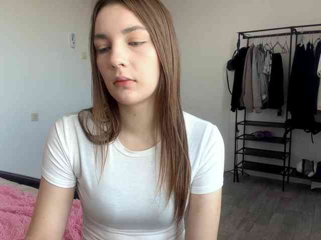 EveliaShimaoka webcam