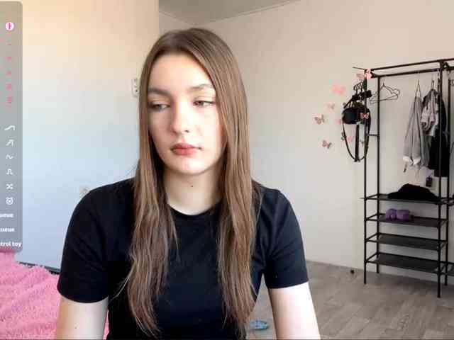 EveliaShimaoka webcam