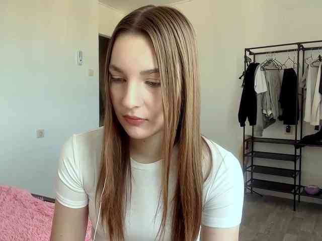 EveliaShimaoka webcam