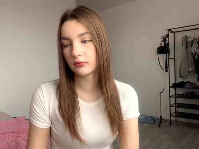 EveliaShimaoka webcam