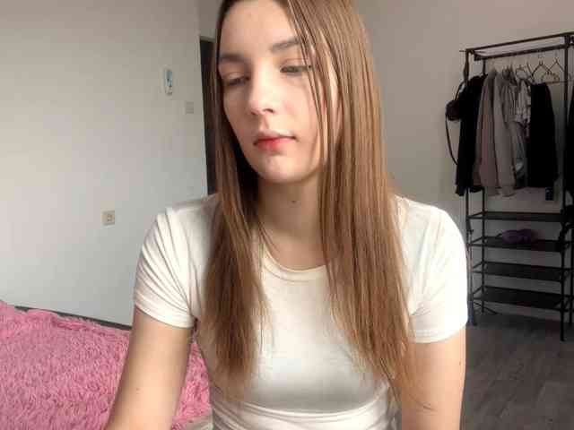EveliaShimaoka webcam