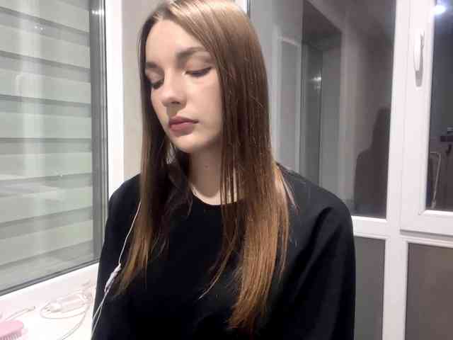 Modèle: EveliaShimaoka
