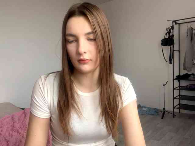 EveliaShimaoka webcam