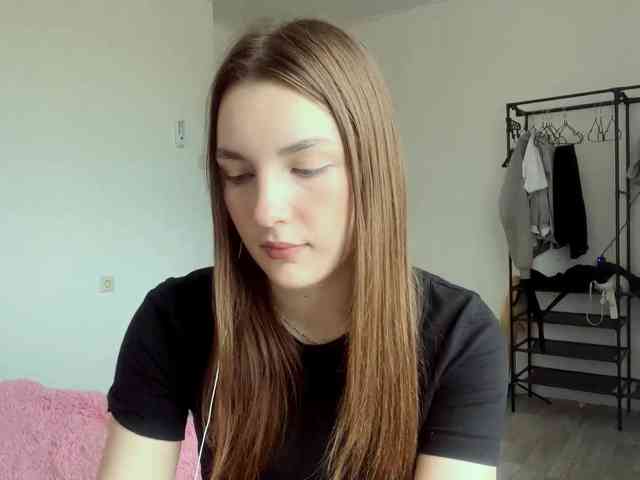 EveliaShimaoka webcam