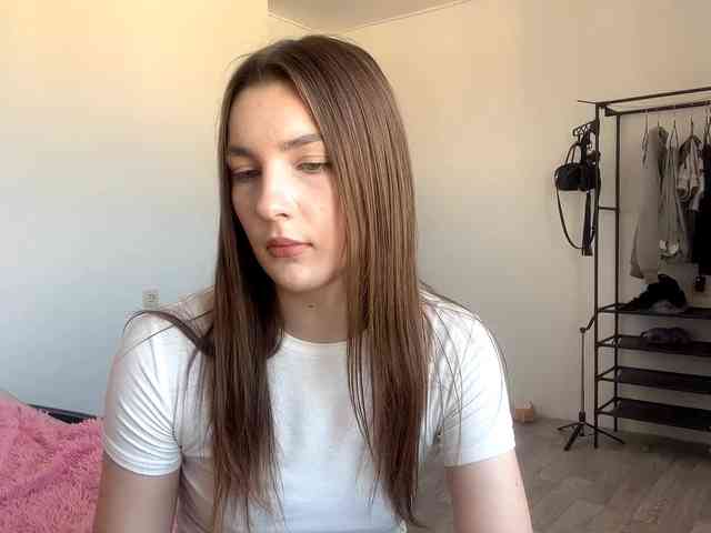 EveliaShimaoka webcam