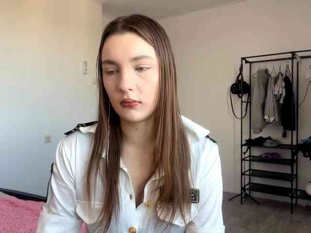 EveliaShimaoka webcam