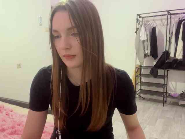 EveliaShimaoka webcam