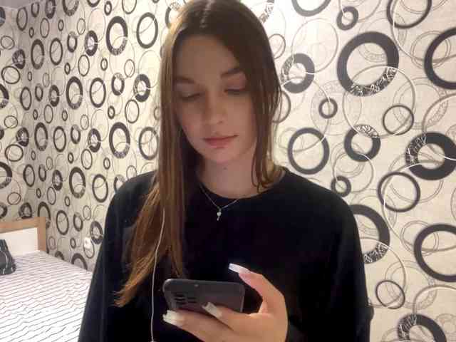 EveliaShimaoka webcam