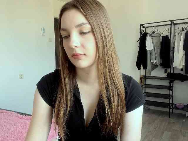 EveliaShimaoka webcam