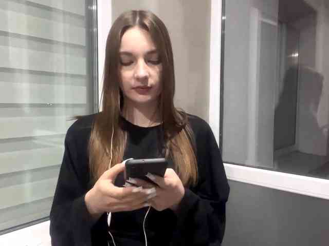 EveliaShimaoka webcam