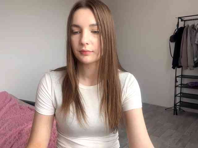 EveliaShimaoka webcam