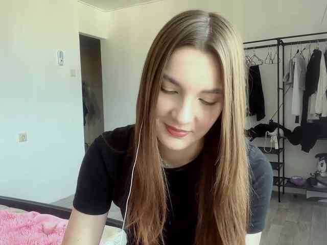 EveliaShimaoka webcam