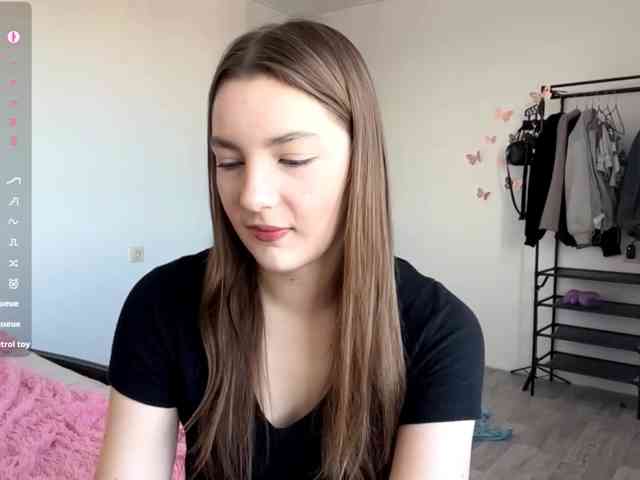 EveliaShimaoka webcam