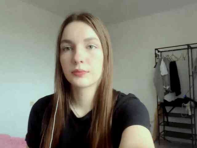 EveliaShimaoka webcam