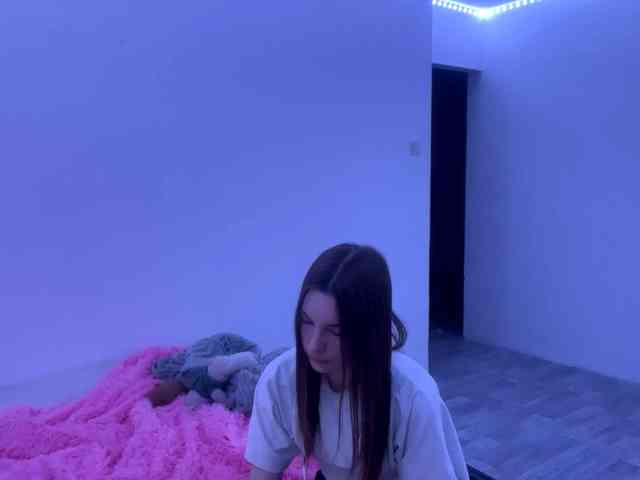 EveliaShimaoka webcam