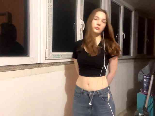 EveliaShimaoka webcam